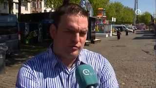 Foorkramers sinksenfoor stappen naar de provinciegouverneur